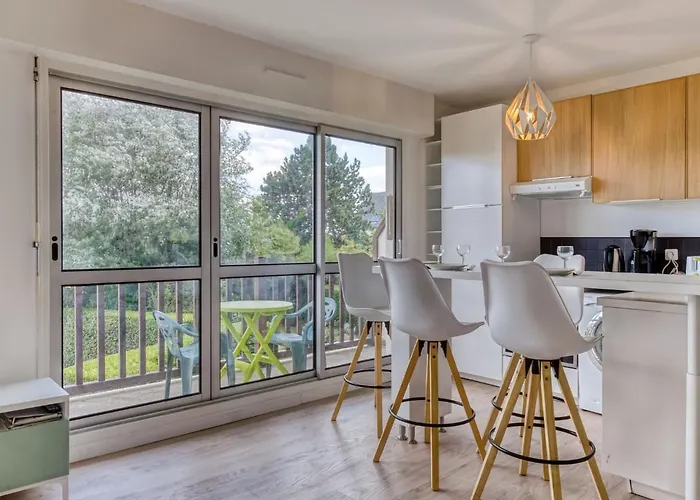 Neptune-2 By Interhome