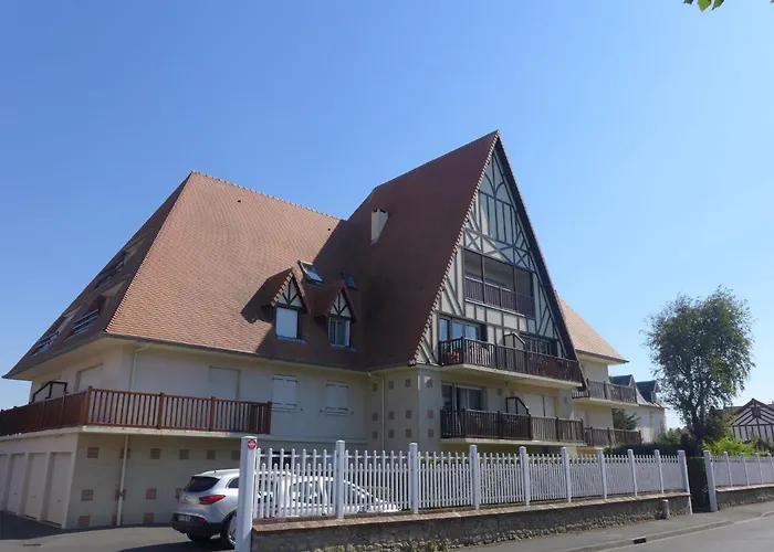 Neptune-2 By Interhome *