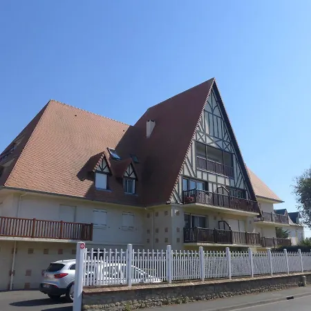 Neptune-2 By Interhome *